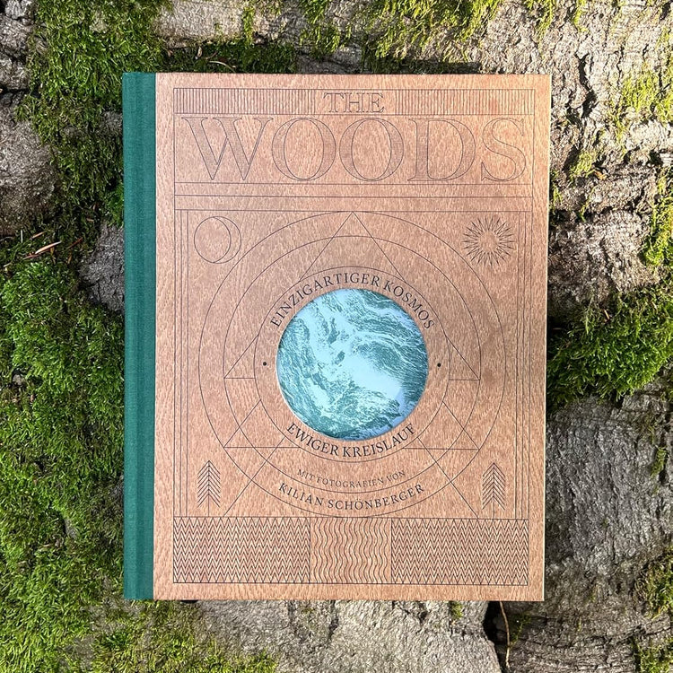 THE WOODS: Einzigartiger Kosmos - Ewiger Kreislauf - Bildband mit Cover in Holzoptik