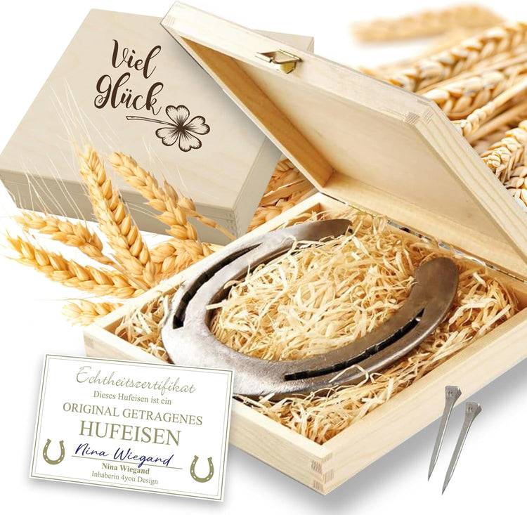 Hufeisen Geschenk in Holzbox Viel Glück Kleeblatt
