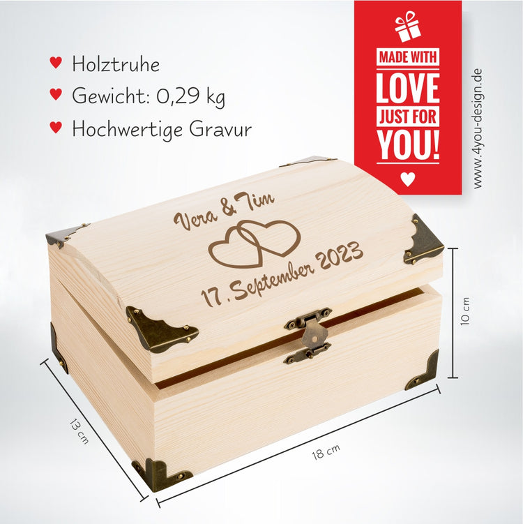 Personalisierbare Schatztruhe Herzen