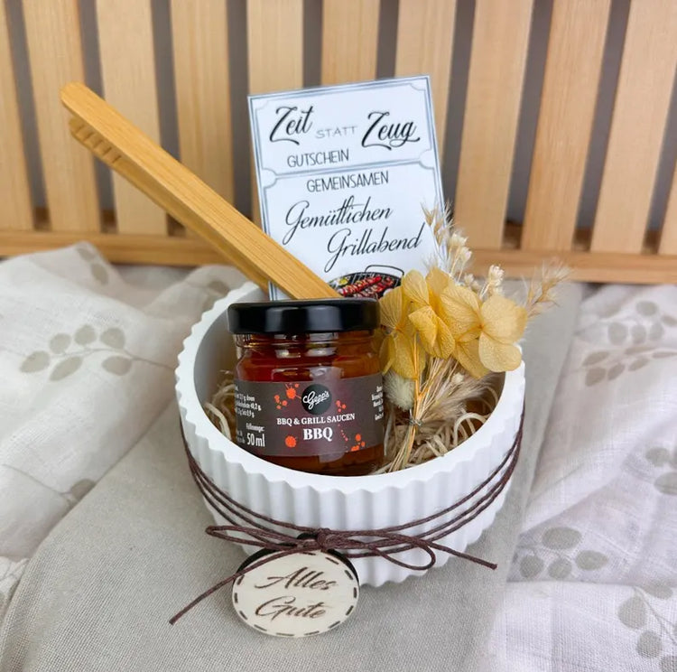 Grillgeschenk für Männer - Mini BBQ Set 'Zeit statt Zeug Gutschein