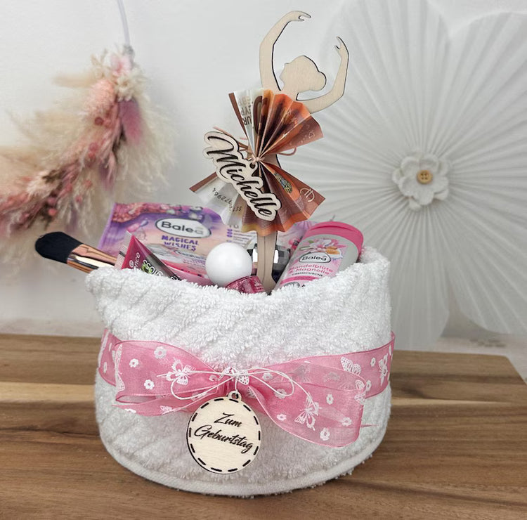 Beauty-Set - Wellnessgeschenk-Idee mit Handtuch