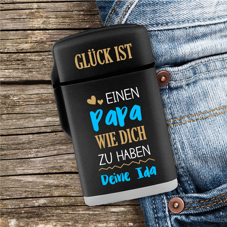 Sturmfeuerzeug Jetflame Glück ist Papa personalisiert mit Deinem Namen